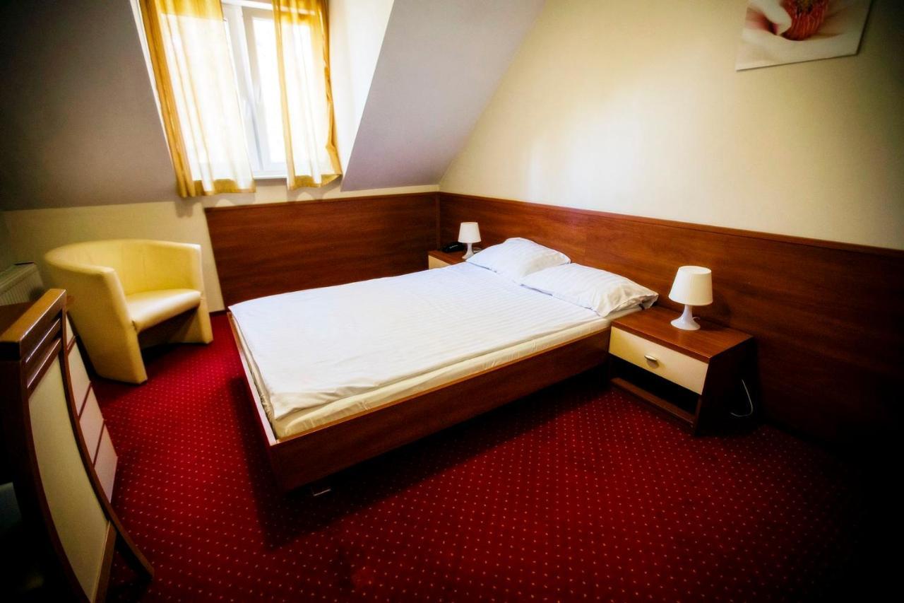 Hotel Luka Radom Eksteriør bilde